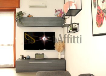 Soggiorno.JPG - Appartamento Via Sant'Ambrogio, Parabiago - foto 2