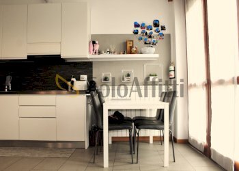 Soggiorno.JPG - Appartamento Via Sant'Ambrogio, Parabiago - foto 3