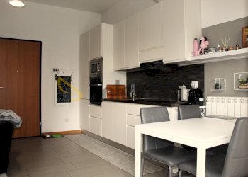 Soggiorno.JPG - Appartamento Via Sant'Ambrogio, Parabiago - foto 5