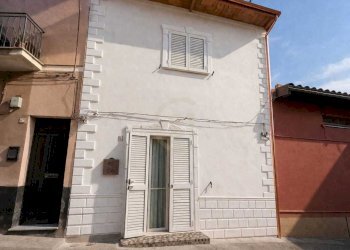 Prospetto esterno.jpg - Terratetto - Terracielo Via Santangelo 4, Adrano - foto 26