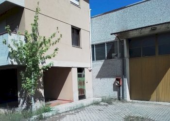 WhatsApp Image 2026-04-27 at 9.18.32 AM (1).jpeg - Capannone Via di Vagno Giuseppe, Valsamoggia - foto 1