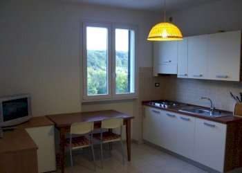 cdef6695-9f27-4b18-9011-79dcd760e205.jpg - One-room apartment Via Pontebosio 47, Licciana Nardi - photo 2