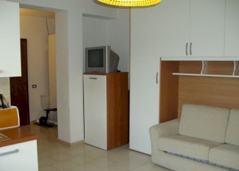 fec70cae-1376-4d27-944f-f62f9514606e.jpg - One-room apartment Via Pontebosio 47, Licciana Nardi - photo 4