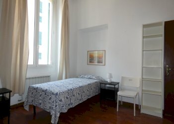 camera.JPG - Appartamento Piazza di Santa Brigida 17, Genova - foto 8