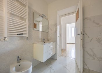 5.jpg - Three-room apartment Via Fabio e Raffaello Giovagnoli, Monterotondo - photo 18