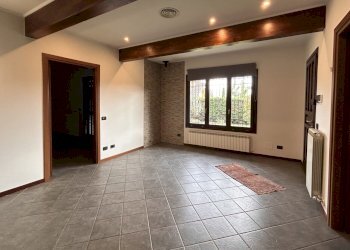 Pranzo vuoto.jpg - Villa Via Caravaggio 44, Bruino - photo 7