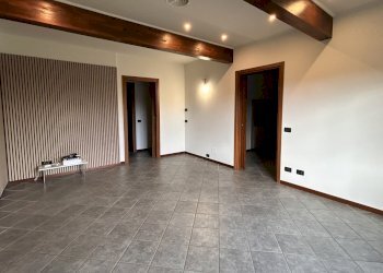 Salotto vuoto.jpg - Villa Via Caravaggio 44, Bruino - photo 10