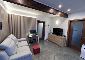 Salotto2.jpg - Villa Via Caravaggio 44, Bruino - photo 12