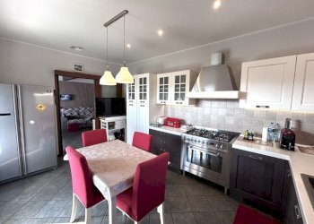 Cucina 1.jpg - Villa Via Caravaggio 44, Bruino - photo 13