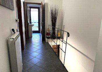 Corridoio1.jpg - Villa Via Caravaggio 44, Bruino - photo 17