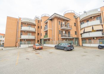 36.jpg - Appartamento Via Eugenio Curiel 5, Marino - foto 28