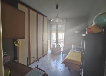 camera da letto - Villa a Schiera Piazzale Antonio Gramsci 1, Castel San Giovanni - foto 14