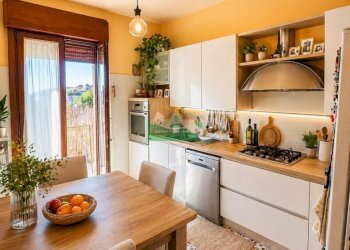 PHOTO-2026-04-27-11-55-04.jpg - Appartamento Circonvallazione San Gaetanino, Ravenna - foto 2