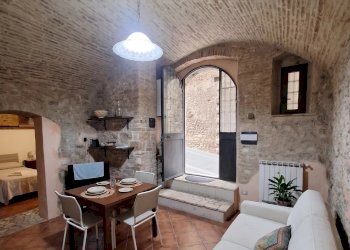 Three-room apartment Via Aspromonte, Narni - photo 1