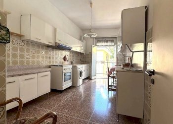 Appartamento via DE VINCENZI, Genova (zona Molassana) - foto 12