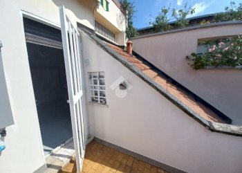 One-room apartment Via Soperga, Milano - photo 9