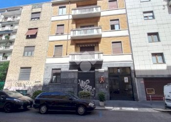 One-room apartment Via Soperga, Milano - photo 25