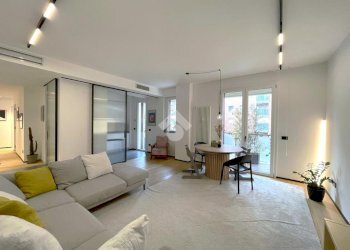 Four-room apartment Via Lario, Milano (neighborhood Isola) - photo 4