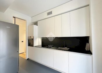 Four-room apartment Via Lario, Milano (neighborhood Isola) - photo 13