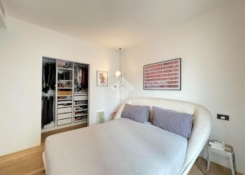 Four-room apartment Via Lario, Milano (neighborhood Isola) - photo 15