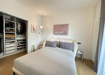 Four-room apartment Via Lario, Milano (neighborhood Isola) - photo 16