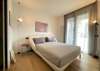 Four-room apartment Via Lario, Milano (neighborhood Isola) - photo 18