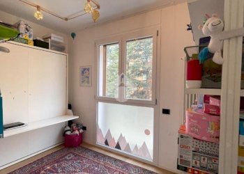 Four-room apartment Via Lario, Milano (neighborhood Isola) - photo 32