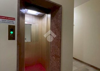 Four-room apartment Via Lario, Milano (neighborhood Isola) - photo 34