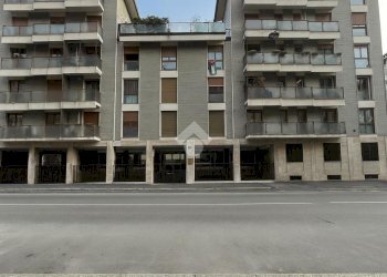 Four-room apartment Via Lario, Milano (neighborhood Isola) - photo 37