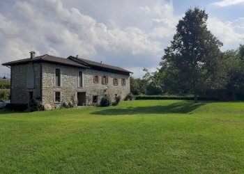 Casa indipendente Montechiaro d'Acqui, Montechiaro d'Acqui - foto 1