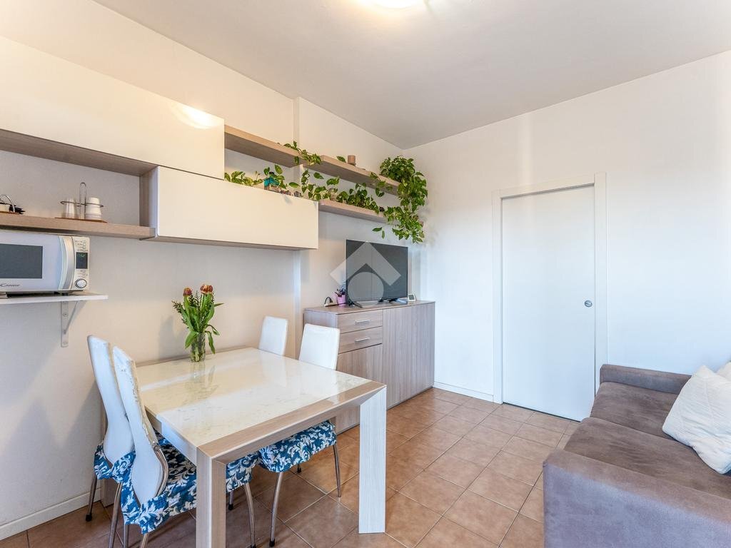 Trilocale Viale Edoardo Jenner, Milano (zona Maciachini) - foto 3