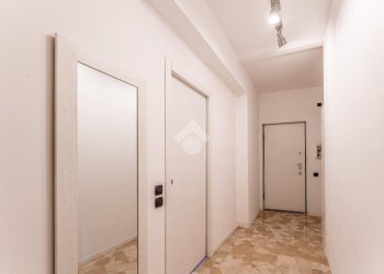 Trilocale Viale Edoardo Jenner, Milano (zona Maciachini) - foto 30