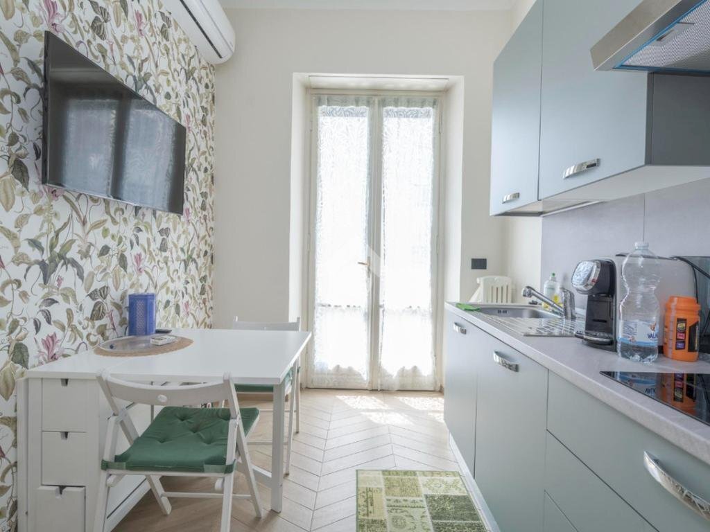 Two-room apartment Via Po, Torino (neighborhood Centro) - photo 1
