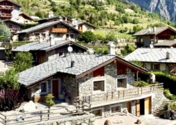 Villa Frazione Bovie, Doues - photo 36