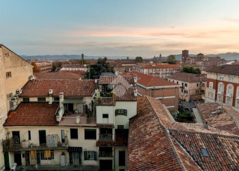 Three-room apartment Via al Castello, Asti - photo 7