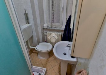 Three-room apartment Via al Castello, Asti - photo 16