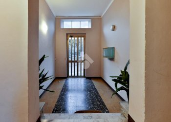 Three-room apartment Via al Castello, Asti - photo 21