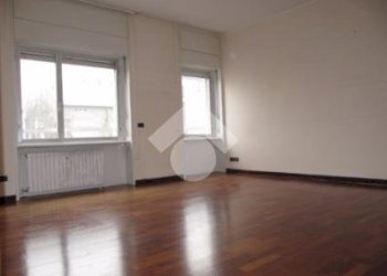 Four-room apartment Strada malaspina, Pioltello - photo 4