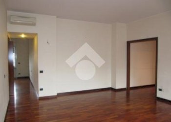 Four-room apartment Strada malaspina, Pioltello - photo 23