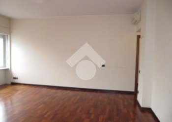 Four-room apartment Strada malaspina, Pioltello - photo 24