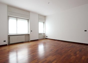 Four-room apartment Strada malaspina, Pioltello - photo 1