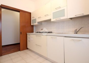 Four-room apartment Strada malaspina, Pioltello - photo 15