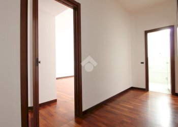 Four-room apartment Strada malaspina, Pioltello - photo 19