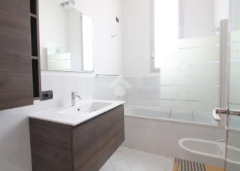 Four-room apartment Strada malaspina, Segrate - photo 17