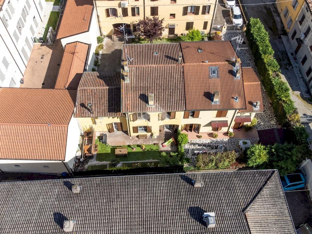 Porzione di casa Via Gramsci, Campagnola Emilia - foto 1