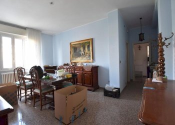 Three-room apartment Via Del Castagno, Pioltello - photo 3