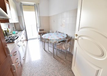 Three-room apartment Via Del Castagno, Pioltello - photo 7