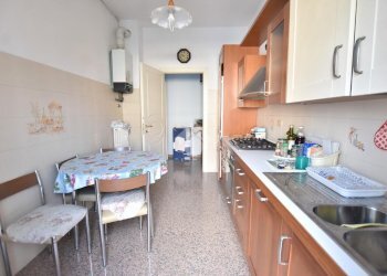 Three-room apartment Via Del Castagno, Pioltello - photo 12