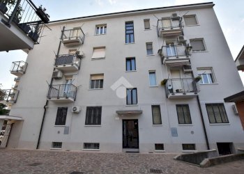 Three-room apartment Via Del Castagno, Pioltello - photo 25