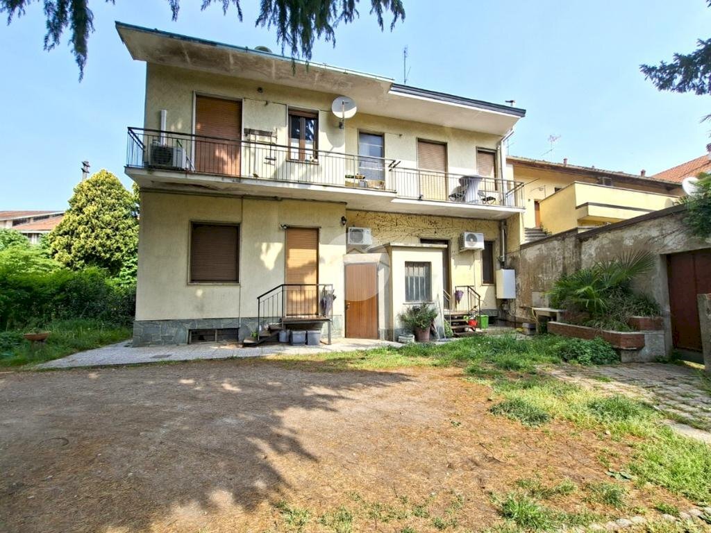 Three-room apartment Via Magenta, Sedriano - photo 1